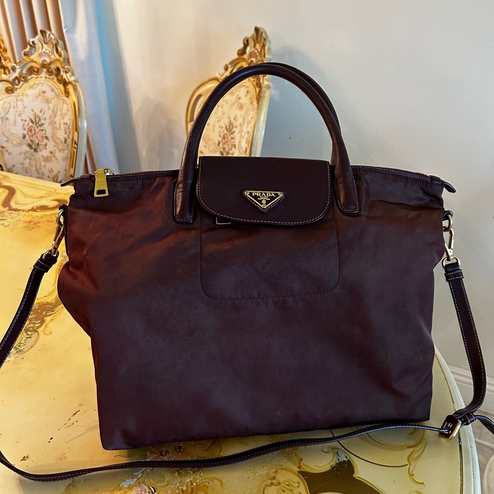 Prada Nylon Tote Bag Authentic 🔥Sale Ends Jan 1🔥 BUY IT ONLY No Offers